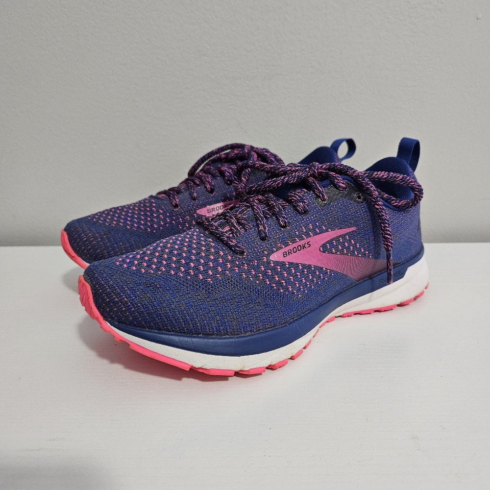 Brooks Revel 4 Women's Size 6 B (Medium) Running Shoes Blue Pink - Picture 11 of 11